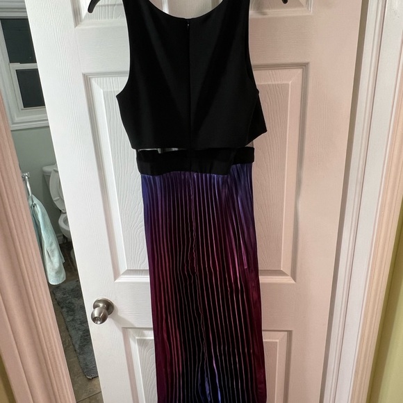 Wedding Guest Dress- Only worn once - Picture 4 of 5